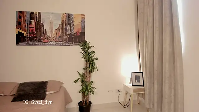 Gysel flynn online show from 05-30-26, 07:44
