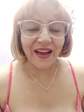 vitaminafranccesca online show from 06-10-26, 04:56