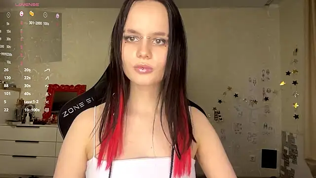 Tailor Kayka online show from 05-11-26, 02:45
