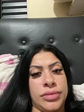 Snapshot of belababyy chatting on 06-07-26, 05:27 belababyy online show from 06-07-26, 05:27