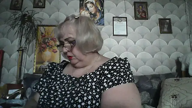 MarinaFarina53 online show from 06-22-26, 05:04