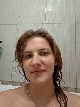 Snapshot of mooniekiss chatting on 05-29-26, 07:01 mooniekiss online show from 05-29-26, 07:01