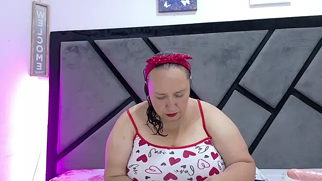 Snapshot of Natasha2603 chatting on 06-03-26, 10:37 Natasha2603 online show from 06-03-26, 10:37