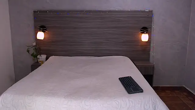 Dilan Hall online show from 06-20-26, 07:38