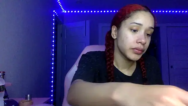 Snapshot of Jenna_Beck chatting on 05-20-26, 02:29 Jenna Beck online show from 05-20-26, 02:29
