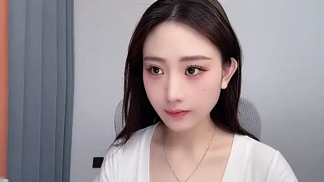 Snapshot of _222Mia chatting on 06-27-26, 02:16 222Mia online show from 06-27-26, 02:16