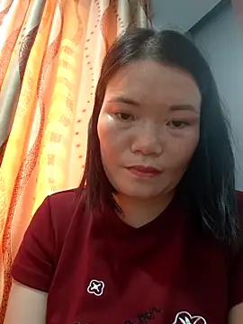 Snapshot of -Trici- chatting on 05-20-26, 07:14 -Trici- online show from 05-20-26, 07:14