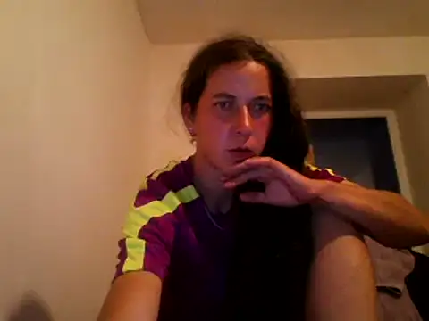 Snapshot of DanicaFey chatting on 06-04-26, 06:36 DanicaFey online show from 06-04-26, 06:36