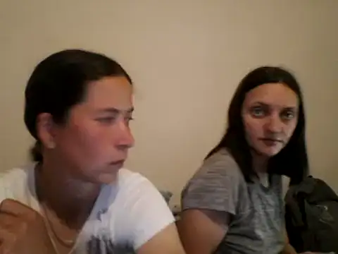 Snapshot of DanicaFey chatting on 06-19-26, 04:55 DanicaFey online show from 06-19-26, 04:55