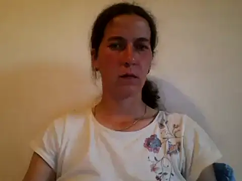 Snapshot of DanicaFey chatting on 06-24-26, 05:23 DanicaFey online show from 06-24-26, 05:23