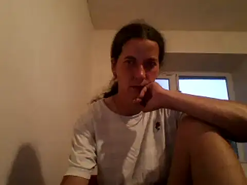Snapshot of DanicaFey chatting on 06-25-26, 06:12 DanicaFey online show from 06-25-26, 06:12