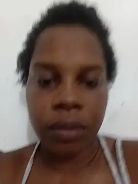 Snapshot of momspretty chatting on 05-30-26, 04:26 momspretty online show from 05-30-26, 04:26
