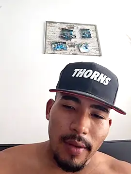 Snapshot of AndrssGold chatting on 05-28-26, 05:54 AndrssGold online show from 05-28-26, 05:54