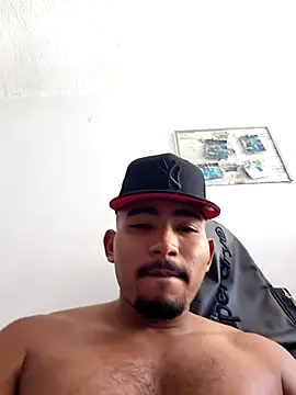 Snapshot of AndrssGold chatting on 06-01-26, 02:08 AndrssGold online show from 06-01-26, 02:08