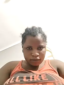 Snapshot of JuicyHoney_01 chatting on 07-05-26, 06:42 JuicyHoney 01 online show from 07-05-26, 06:42