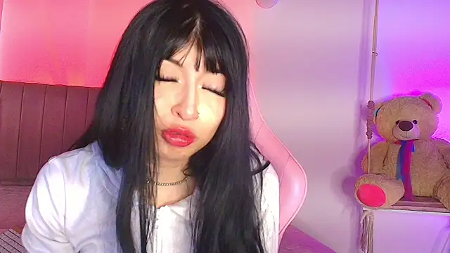 mia gyutarouwu online show from 06-18-26, 12:09