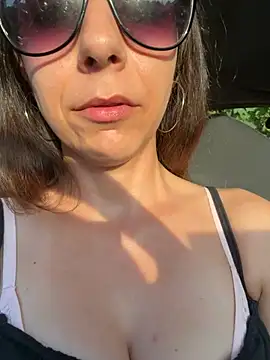 GirlNextDoorBianca online show from 07-14-26, 06:57