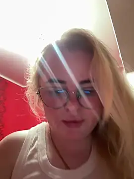 Jenifer mis online show from 05-13-26, 01:08