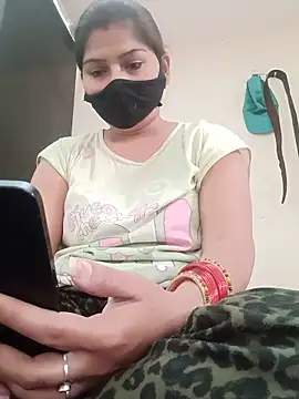 Snapshot of babi8877 chatting on 05-16-26, 12:29 babi8877 online show from 05-16-26, 12:29