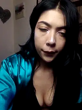 Snapshot of Agnes_cox chatting on 05-13-26, 11:00 Agnes cox online show from 05-13-26, 11:00