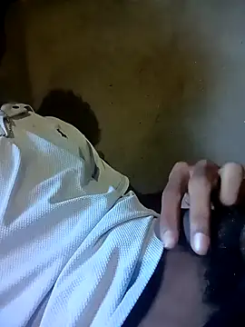 Snapshot of Vishalyadav36 chatting on 05-10-26, 01:22 Vishalyadav36 online show from 05-10-26, 01:22