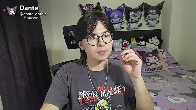 Snapshot of kuromi_boy chatting on 06-05-26, 04:30 kuromi boy online show from 06-05-26, 04:30
