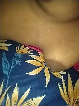 Snapshot of deshi_bhabi_sona chatting on 05-21-26, 05:31 deshi bhabi sona online show from 05-21-26, 05:31