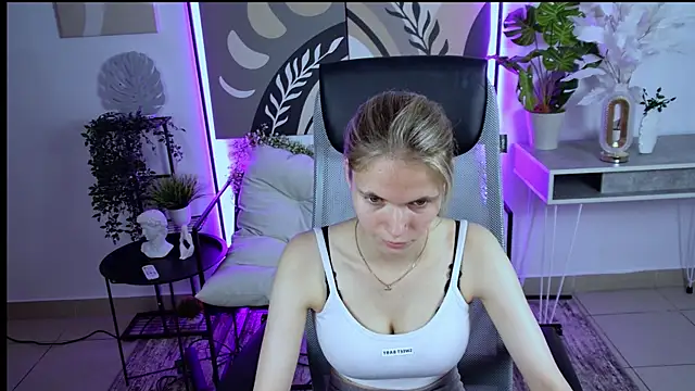 effyfetcher online show from 07-18-26, 01:15