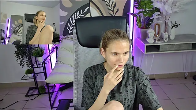 effyfetcher online show from 07-28-26, 03:21