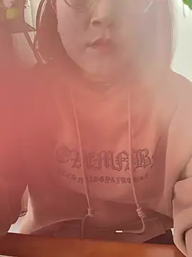 hushixiaojiejie898 online show from 05-10-26, 07:46