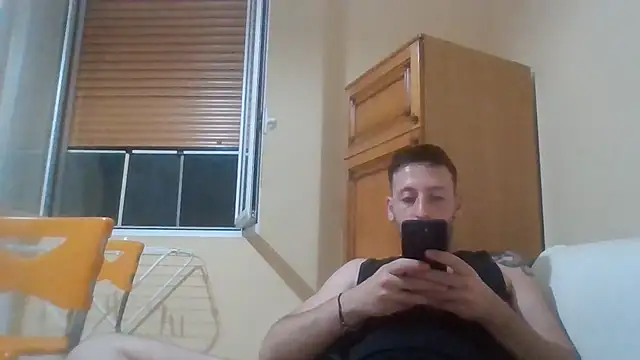 VincentZe99 online show from 06-25-26, 01:16