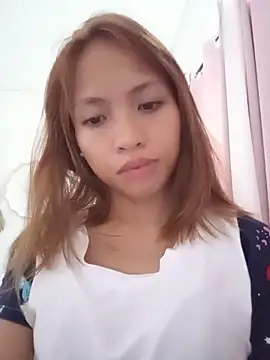Snapshot of sweetpinayxxx chatting on 06-01-26, 06:15 sweetpinayxxx online show from 06-01-26, 06:15