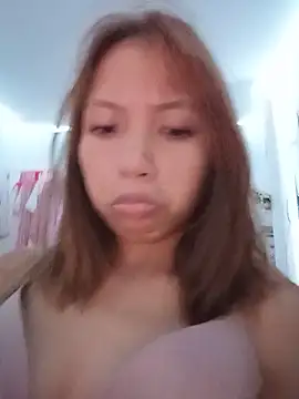 Snapshot of sweetpinayxxx chatting on 06-01-26, 06:20 sweetpinayxxx online show from 06-01-26, 06:20