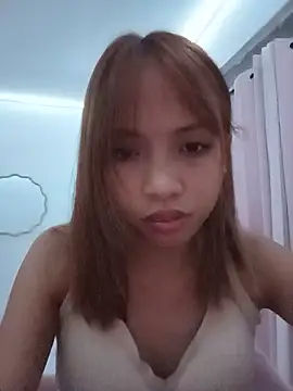 Snapshot of sweetpinayxxx chatting on 06-18-26, 12:42 sweetpinayxxx online show from 06-18-26, 12:42