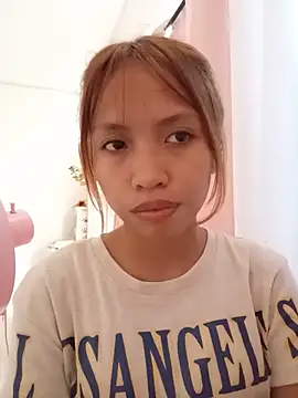 Snapshot of sweetpinayxxx chatting on 06-19-26, 02:16 sweetpinayxxx online show from 06-19-26, 02:16