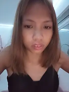 Snapshot of sweetpinayxxx chatting on 06-22-26, 04:37 sweetpinayxxx online show from 06-22-26, 04:37