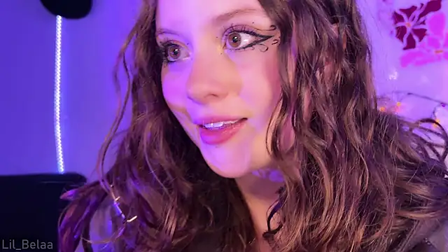 Snapshot of Lil_Belaa chatting on 06-14-26, 02:20 Lil Belaa online show from 06-14-26, 02:20