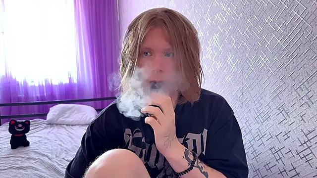 Snapshot of Hirtay chatting on 06-18-26, 08:14 Hirtay online show from 06-18-26, 08:14