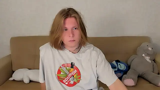 Snapshot of Hirtay chatting on 06-30-26, 06:53 Hirtay online show from 06-30-26, 06:53