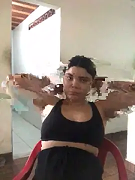 Snapshot of Cliaclara chatting on 05-15-26, 02:24 Cliaclara online show from 05-15-26, 02:24