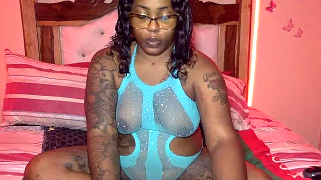 creamyamber online show from 04-02-26, 01:03