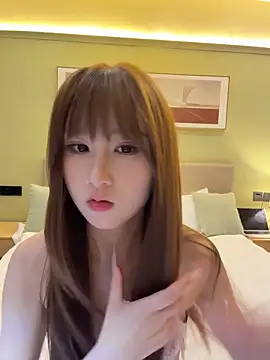 Snapshot of ZhiNan-05 chatting on 06-19-26, 02:43 ZhiNan-05 online show from 06-19-26, 02:43