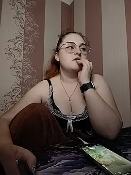 Snapshot of FoxyFlameX chatting on 06-02-26, 09:17 FoxyFlameX online show from 06-02-26, 09:17