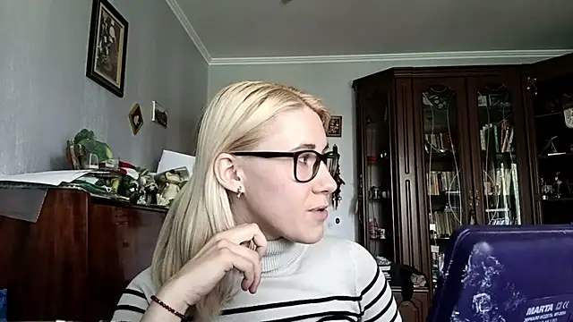 Snapshot of lolkabiolka chatting on 05-12-26, 07:38 lolkabiolka online show from 05-12-26, 07:38