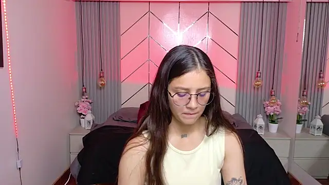 Sofysoul online show from 06-18-26, 08:46