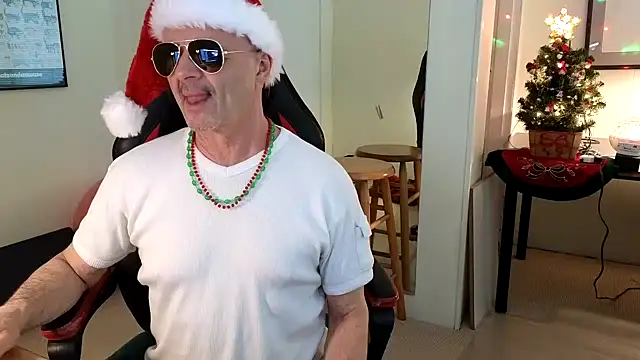 Snapshot of hotdadbod chatting on 12-16-24, 09:09 hotdadbod online show from 12-16-24, 09:09