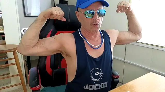 Snapshot of hotdadbod chatting on 02-19-25, 09:47 hotdadbod online show from 02-19-25, 09:47