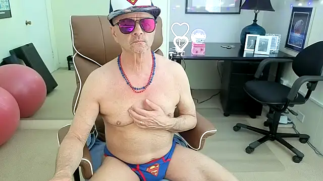 Snapshot of hotdadbod chatting on 07-22-26, 08:33 hotdadbod online show from 07-22-26, 08:33