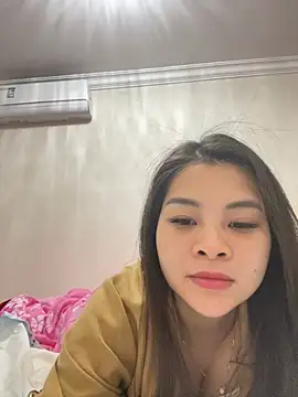 Snapshot of Lucky_xiao chatting on 05-14-26, 04:58 Lucky xiao online show from 05-14-26, 04:58