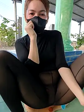 Snapshot of Sweets-ana chatting on 05-12-26, 10:56 Sweets-ana online show from 05-12-26, 10:56